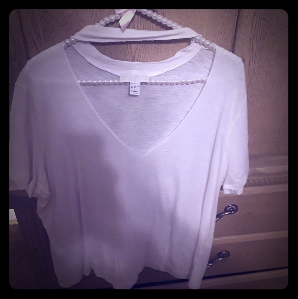 Trendy neck Forever 21+ top